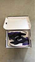 Jordan 3 Sneakers lila/schwarz gebraucht/ 42.5