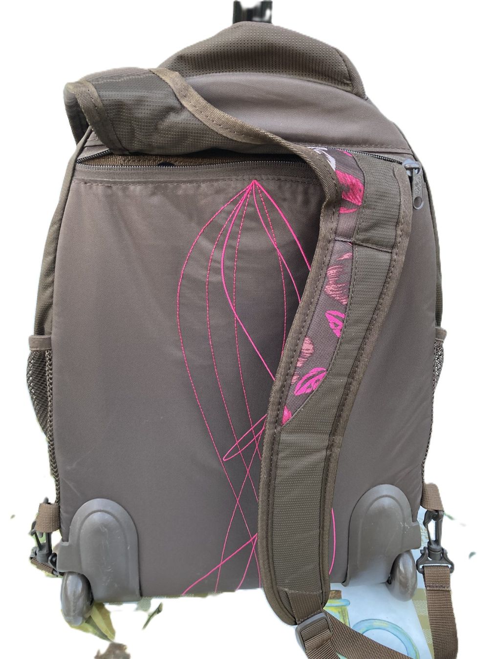Zaini: Dakine Reise-, Notebook-, Schulrucksack mit Rollen – Usato da Gerlafingen venduto da Skidmore 1