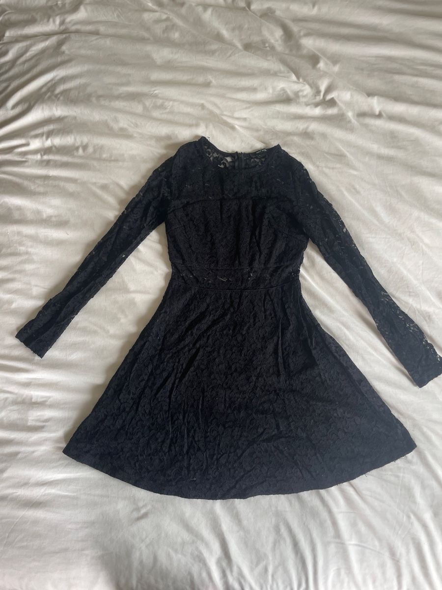 Tally Weijl Robes: Elegantes Spitzenkleid, Grösse M – D'occasion à Rafz par Bina261
