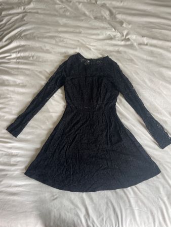 Elegantes Spitzenkleid, Grösse M