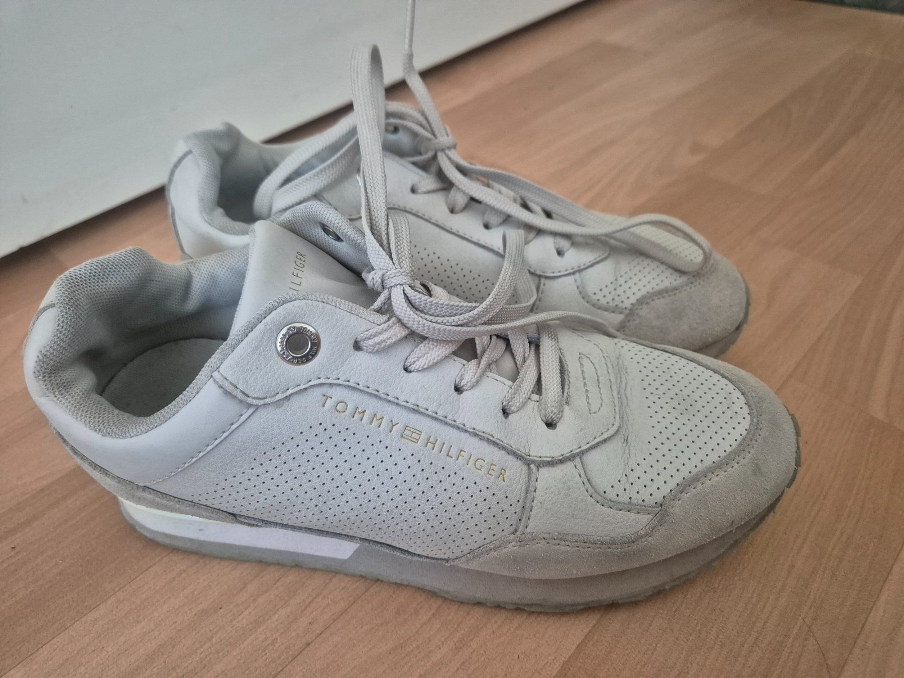 Tommy Hilfiger Scarpe da donna: Damen Halbschuhe, Tommy Hilfiger – Usato da Spreitenbach venduto da Jus_299b