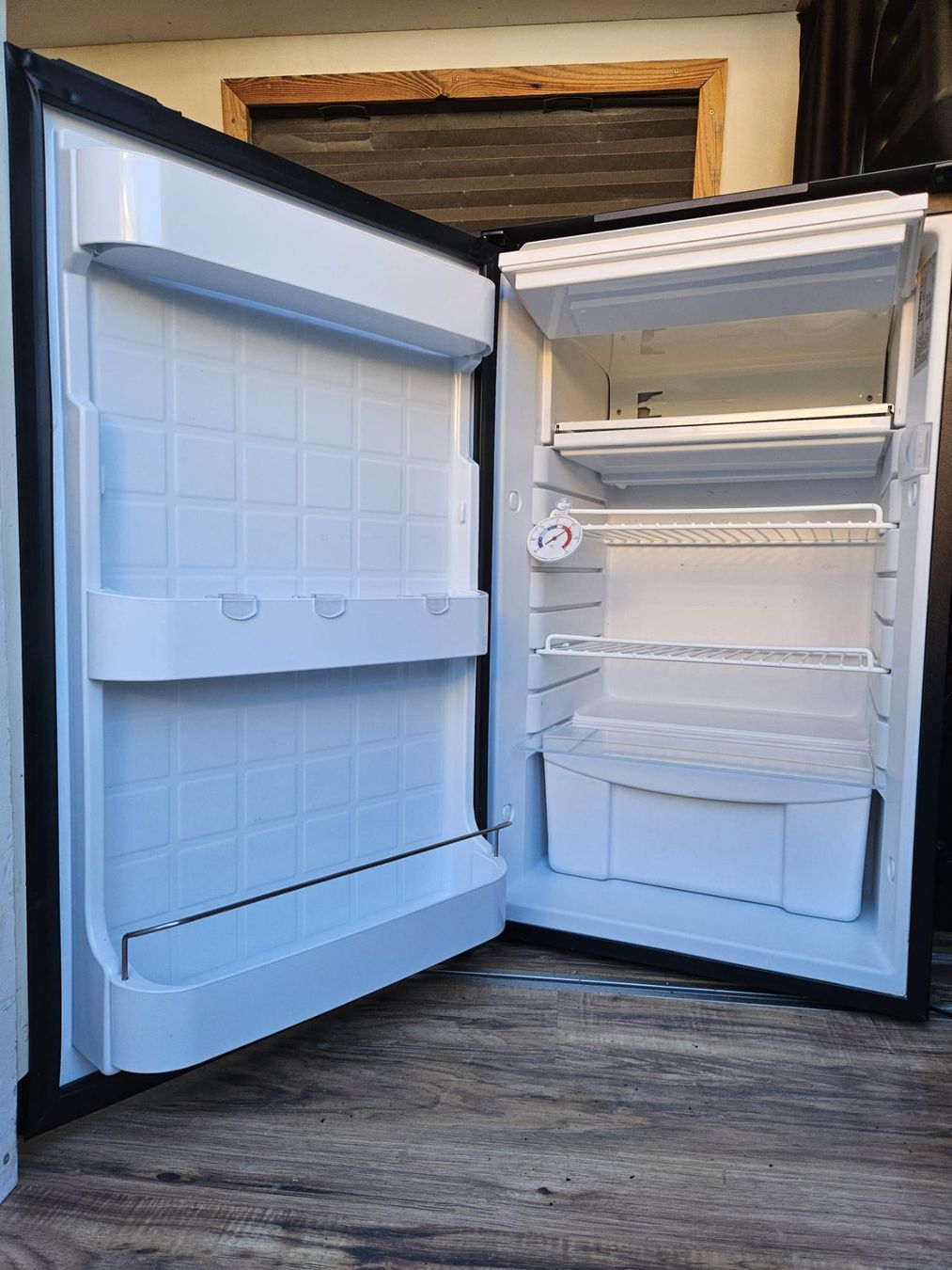 Réfrigérateurs: WEMO 85 Liter Kühlschrank – D'occasion à Alvaneu Bad par Stevelips12 1