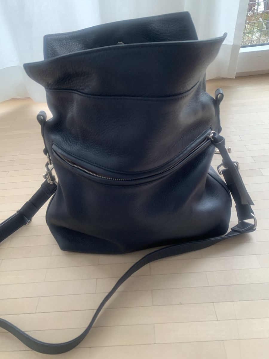 Taschen für Damen: Umhängetasche Ana Blum navy – Gebraucht aus Zürich von louise66 3
