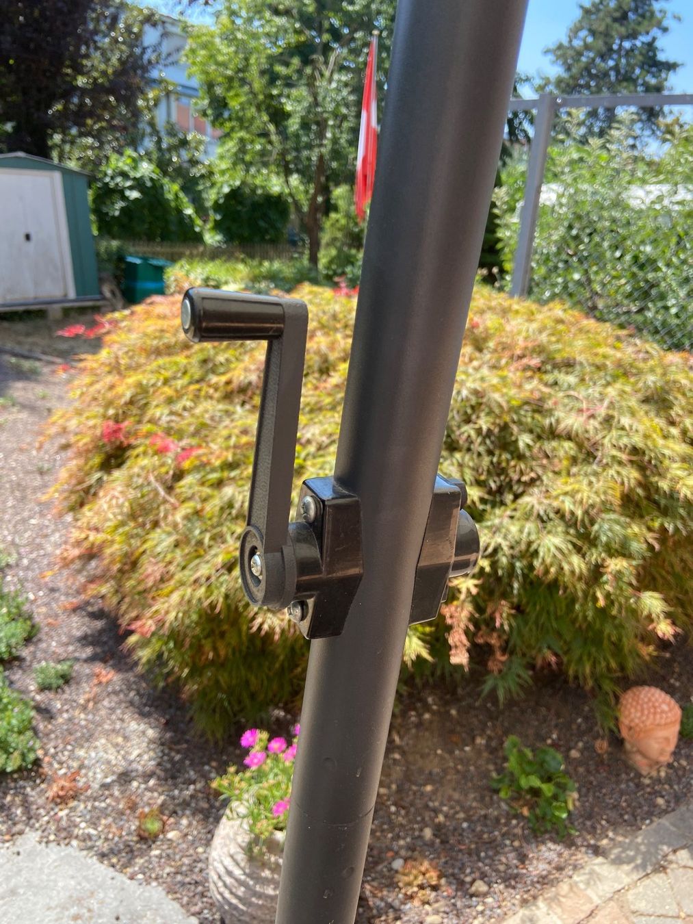Ombrelloni: Sonnenschirm mit Sockel – Usato da Basel venduto da Relaphe 6