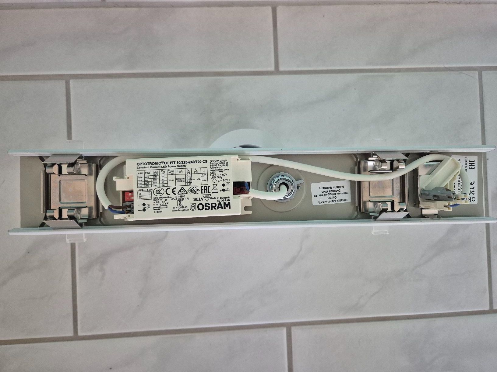 Lustres & lampes de plafonds: LED Schienenleuchte Oktalite E - LINE NEXT FIX – Neuf avec emballage d'origine à Oetwil am See par Janina5 3
