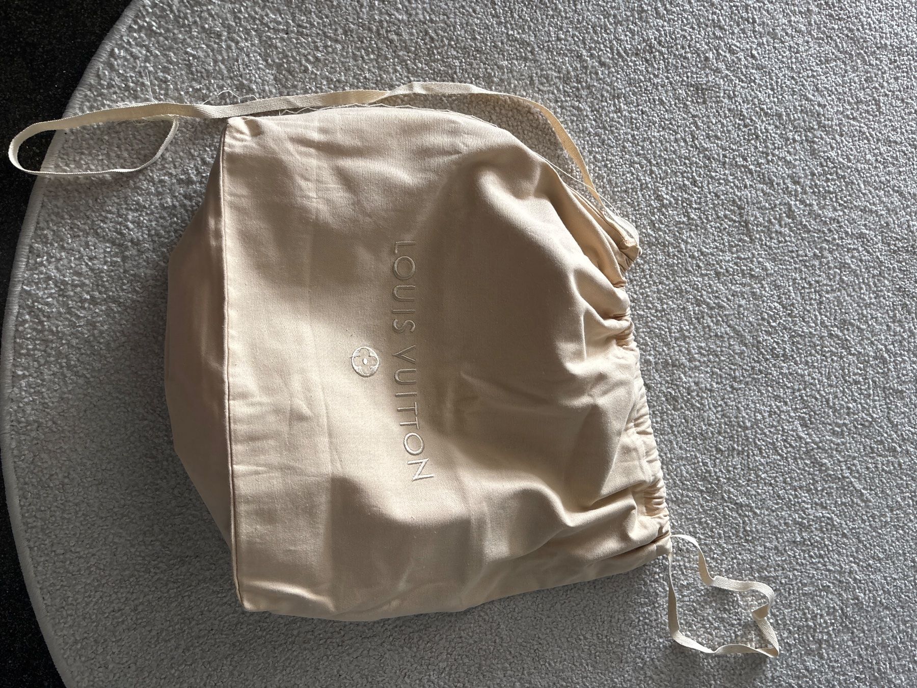 Louis Vuitton Borse da donna: Louis Vuitton Pont Neuf Vintage – Usato da Wädenswil venduto da Nita_G 8