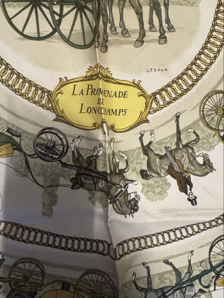 Hermès Foulards & écharpes: Seidentuch Hermès Paris Schal  – D'occasion à Schlieren par Freundlich02 3