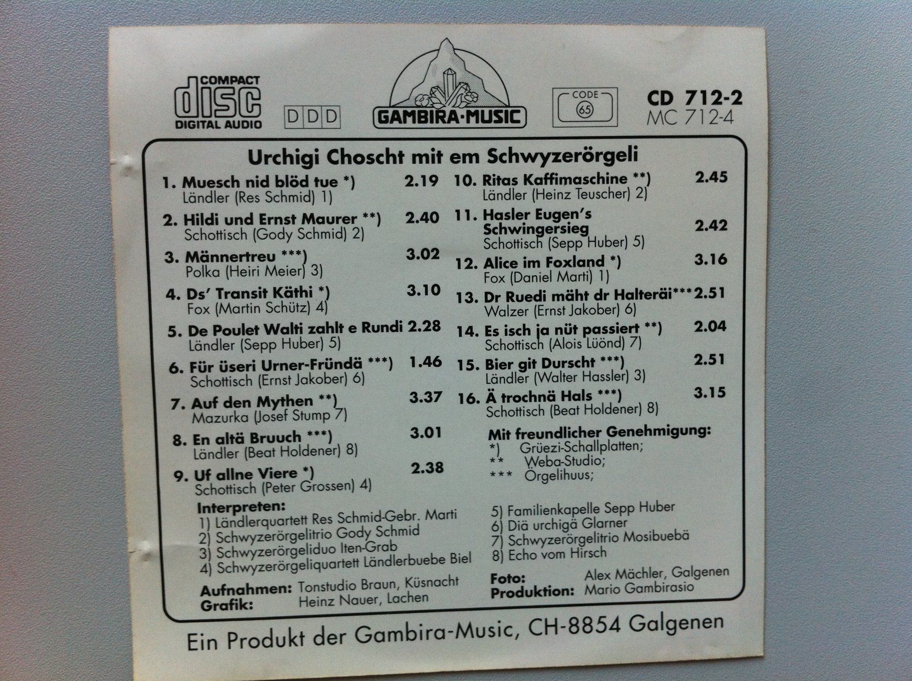 CD: CD "Urchigi Choscht mit em Schwyzerörgeli" 8 Formationen – Usato da Brunnen venduto da Artemis53 1