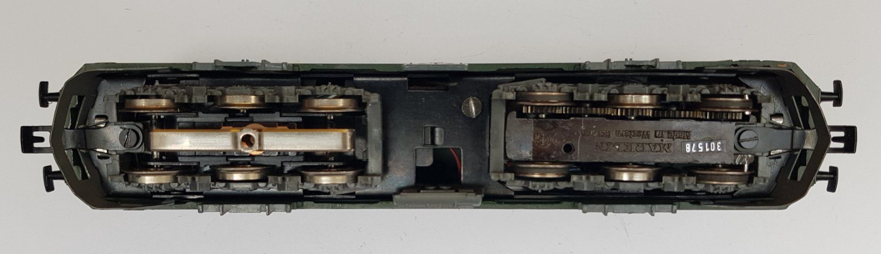 Märklin Modellini di ferrovie: Märklin 3050 Ae 6/6 Digital – Usato da Gelterkinden venduto da Vabis62 7