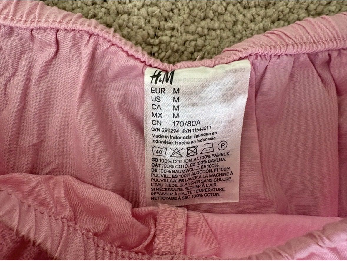 H&M Pantaloni: Shorts H&M – Nuovo (secondo la descrizione) da Gockhausen venduto da hanadalageorgos 1