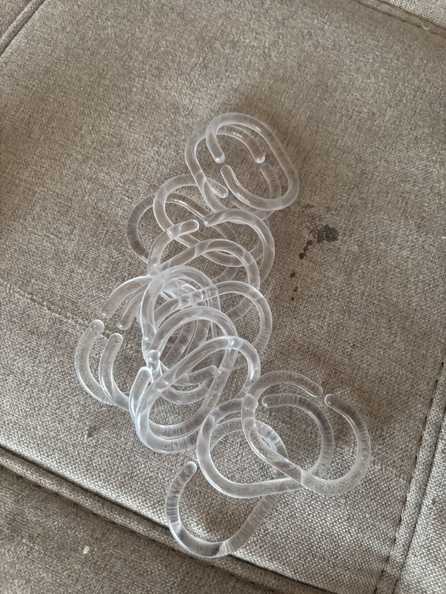 Sonstiges für das Badezimmer: Duschvorhangstange weiss mit Ringen gebraucht – Gebraucht aus Siebnen von neb_tt6h 1