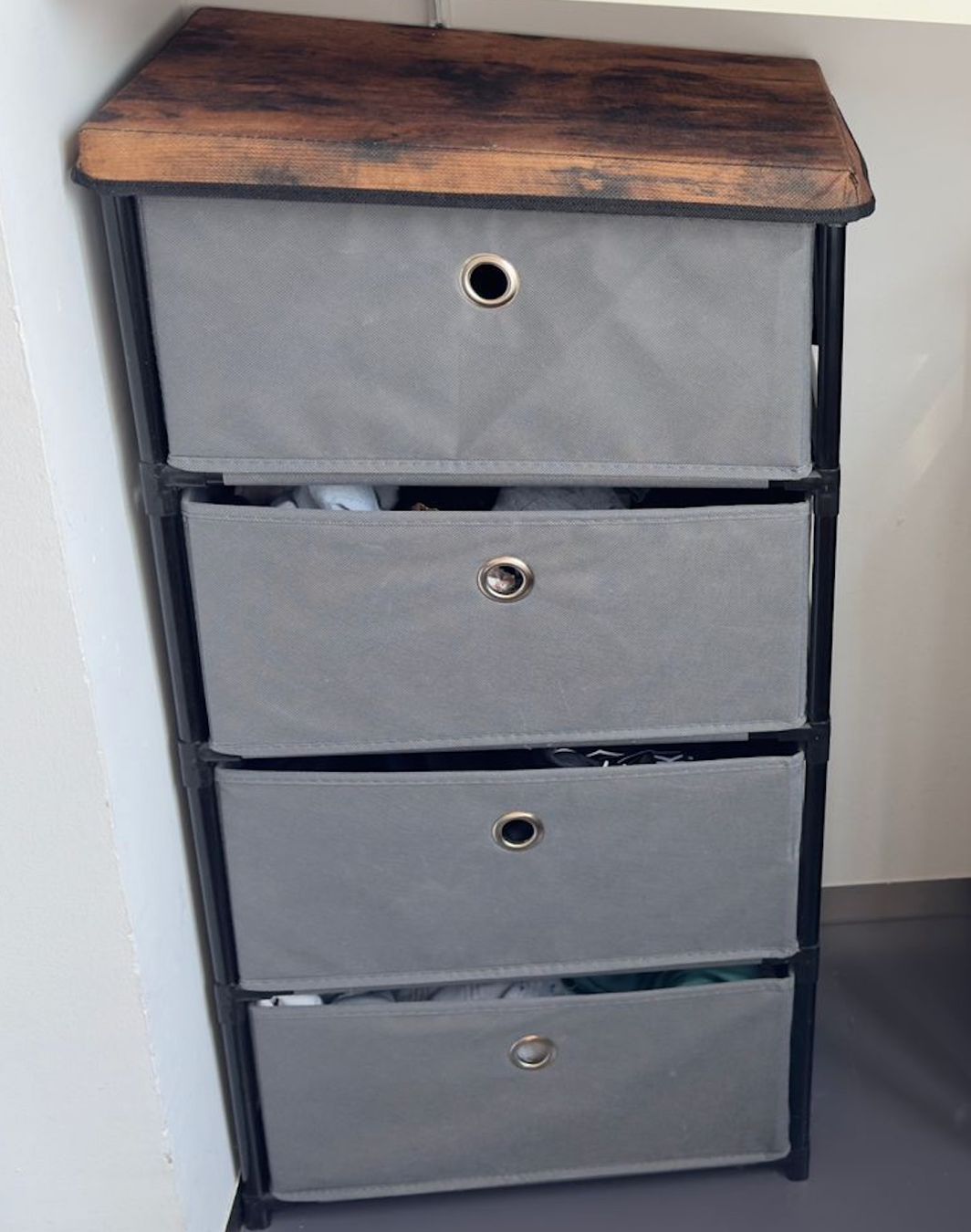 Kommoden: Relaxdays Chest of drawers – Gebraucht aus Winterthur von col_822b