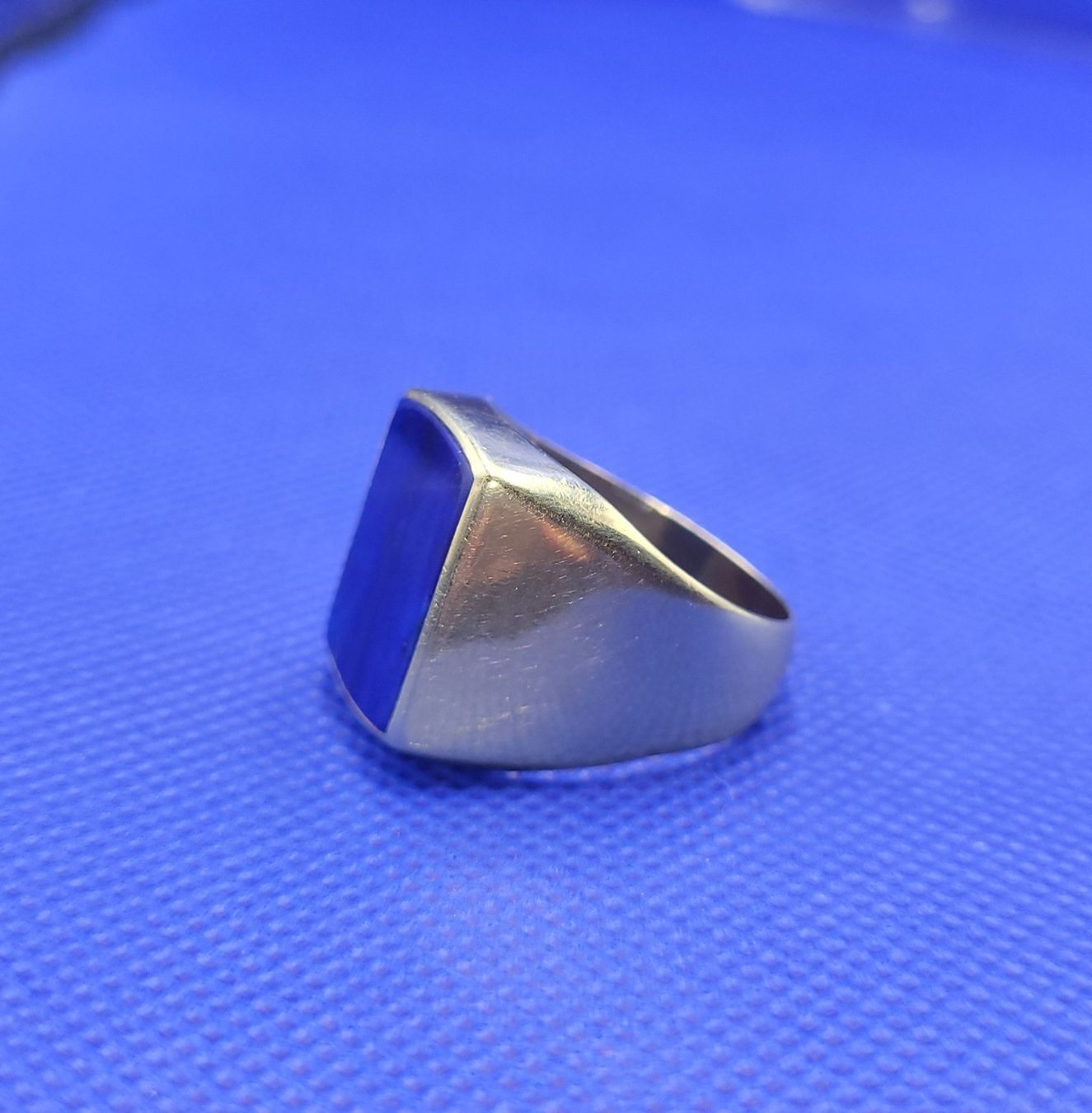 Anelli: Gold 585 Massiv Ring Mit Lapislazuli – Usato da Wald ZH venduto da Aniade 1