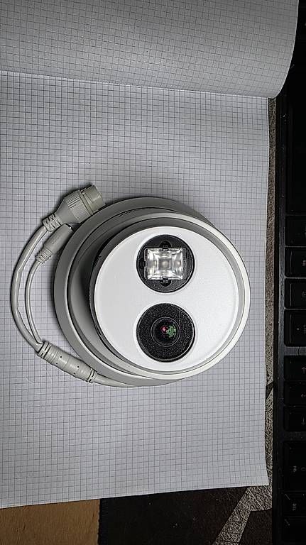 Hikvision Sistemi d'allarme: Caméra de surveillance Hikvision 4MP – Usato da Pully venduto da luc_bg6w