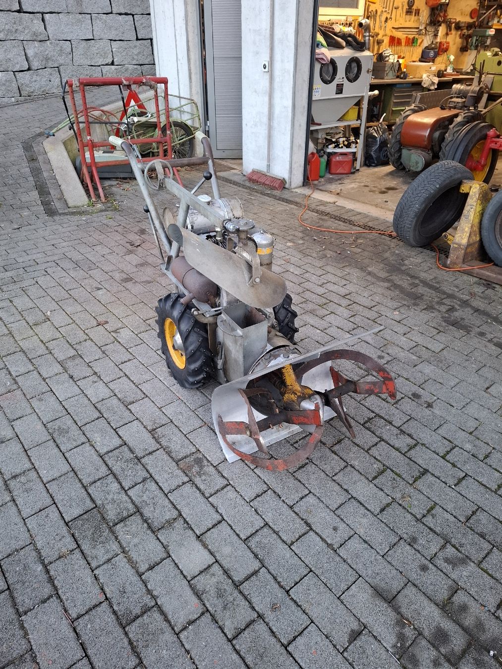 Rolba Tutte le macchine: Rolba Schneefräse – Usato da Hellbühl venduto da ROtt880 1