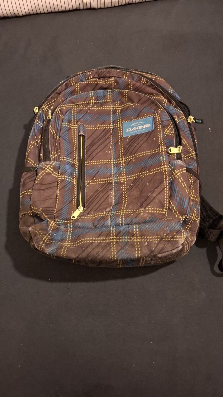 Dakine Zaini: Rucksack Dakine – Usato da Zuchwil venduto da TheLorix