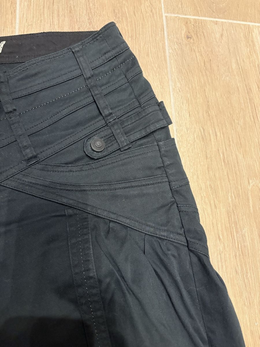 Pantaloni: Pantacourt R867 / 40 – Usato da St-Légier-Chiésaz venduto da melissa03 2
