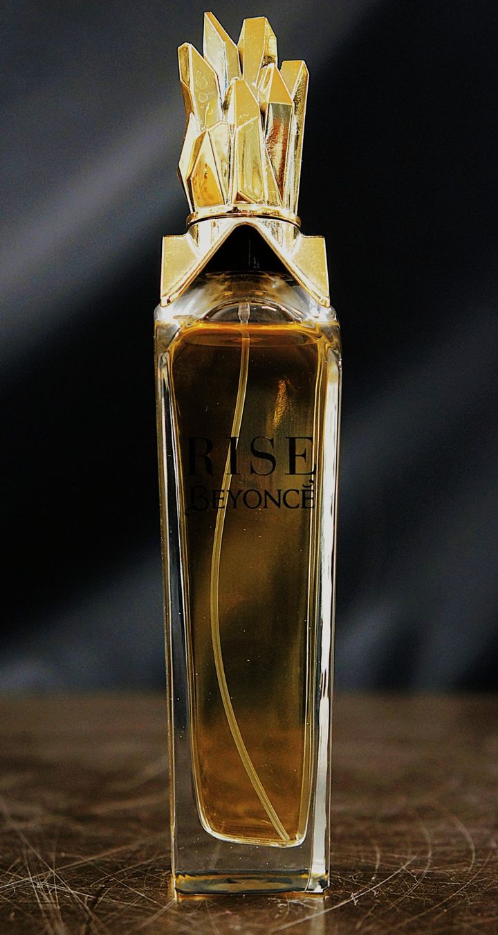 Profumi & Eau de Toilette: Beyoncé Rise Eau de Parfum 100ml – Usato da Basel venduto da bk_brockibasel