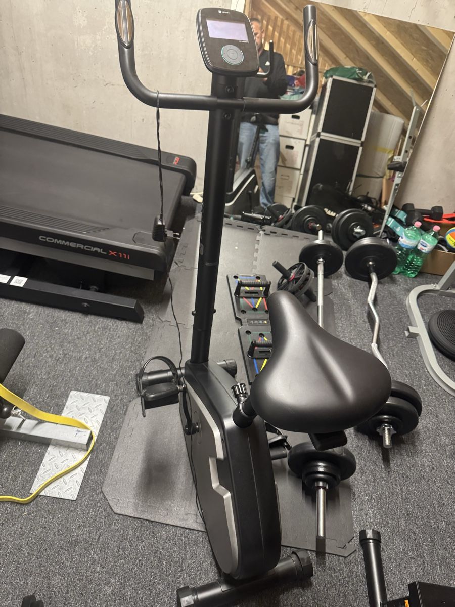 Macchine per carico, silaggio e trasporto: Kleine Fitnessstudio – Usato da Basel venduto da dra_bm9x 4