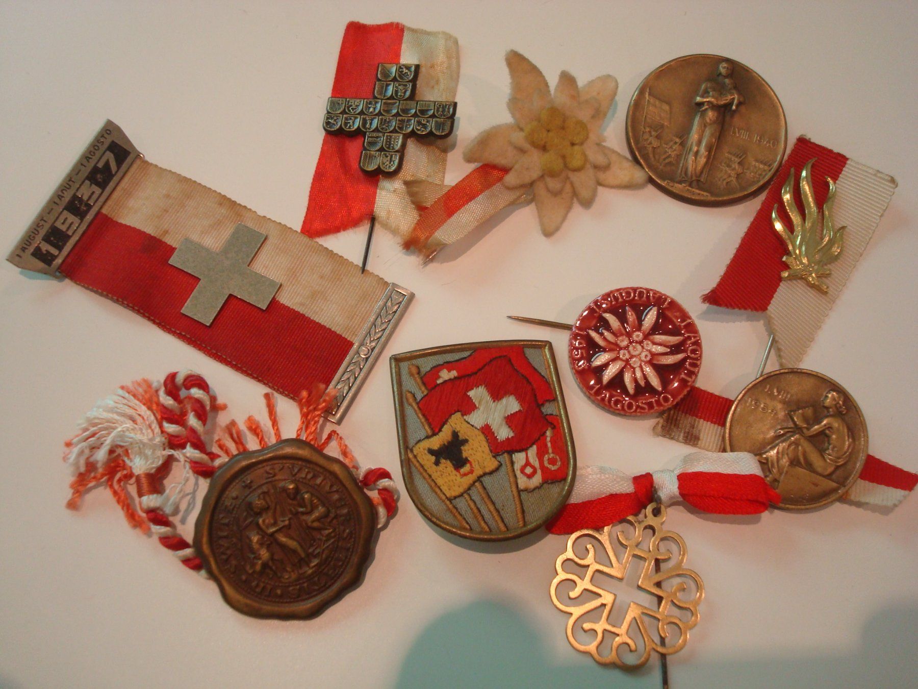 Plaquettes & Badges: 1. Augustabzeichen ein Lot – D'occasion à Riehen par Baerewaegli