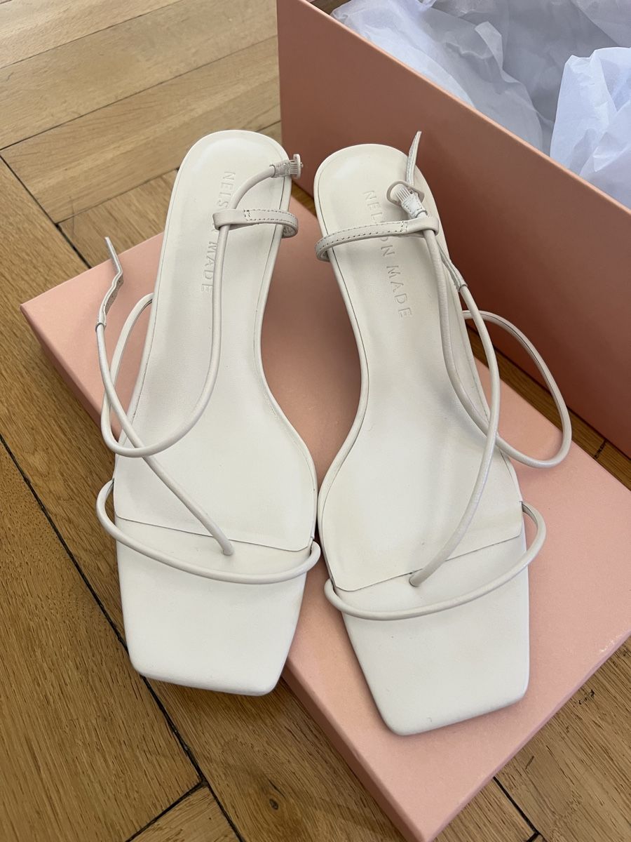 Scarpe da donna: Escarpins Nelson Made blanc – Nuovo (secondo la descrizione) da Genève venduto da MinimalistDressing 1