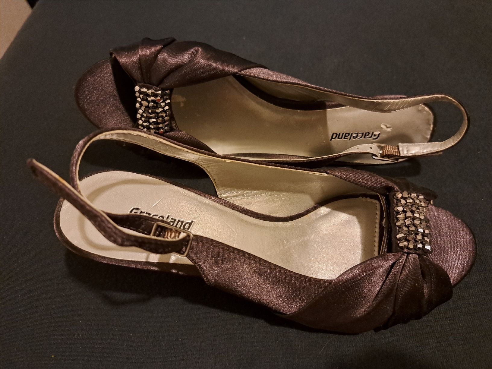 Graceland Scarpe da donna: Graceland Slingpumps – Usato da Rapperswil SG venduto da len_2sq7