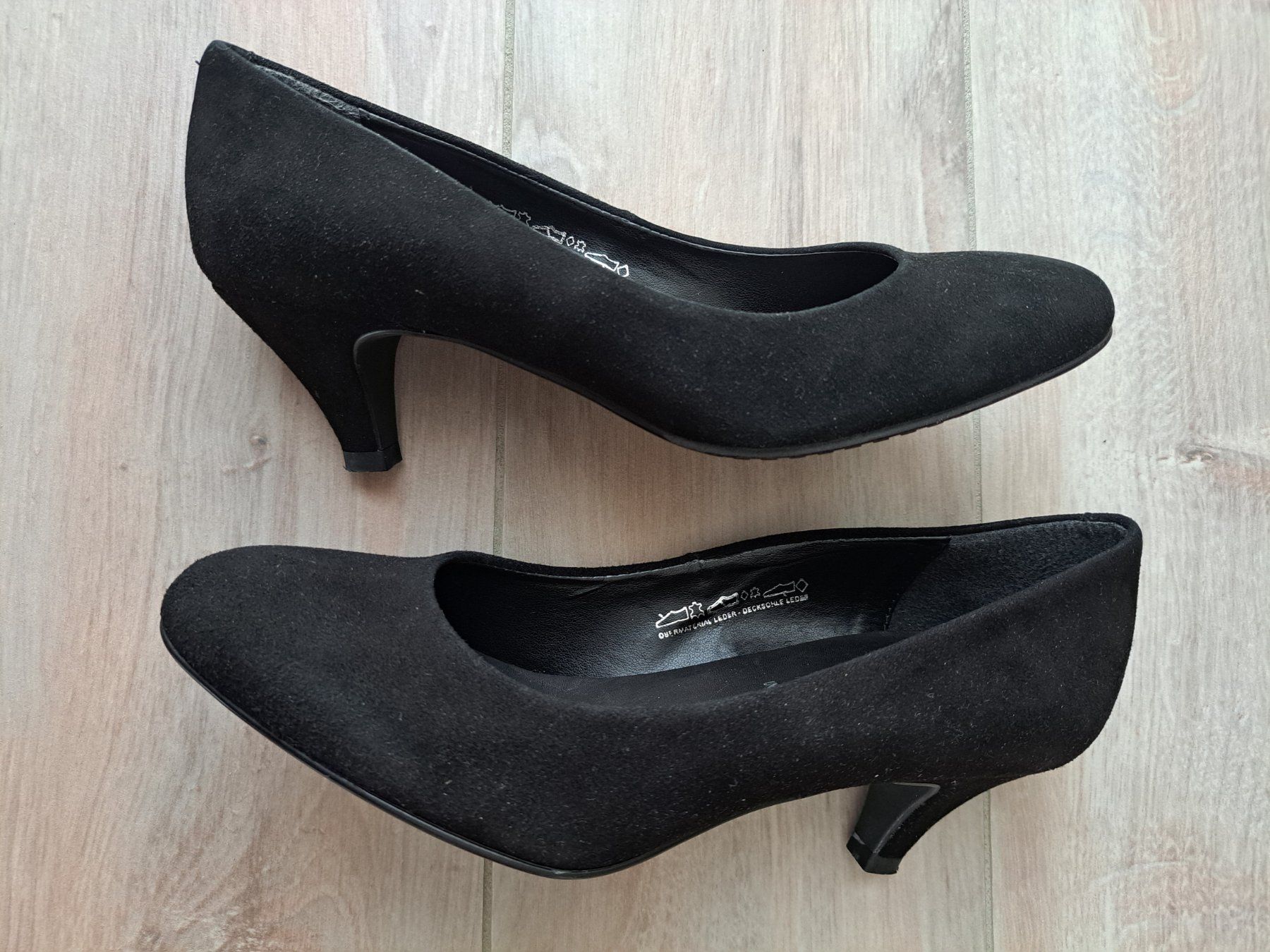 Scarpe da donna: Chaussures femme taille 36 – Usato da Tentlingen venduto da Dr_Snake 2