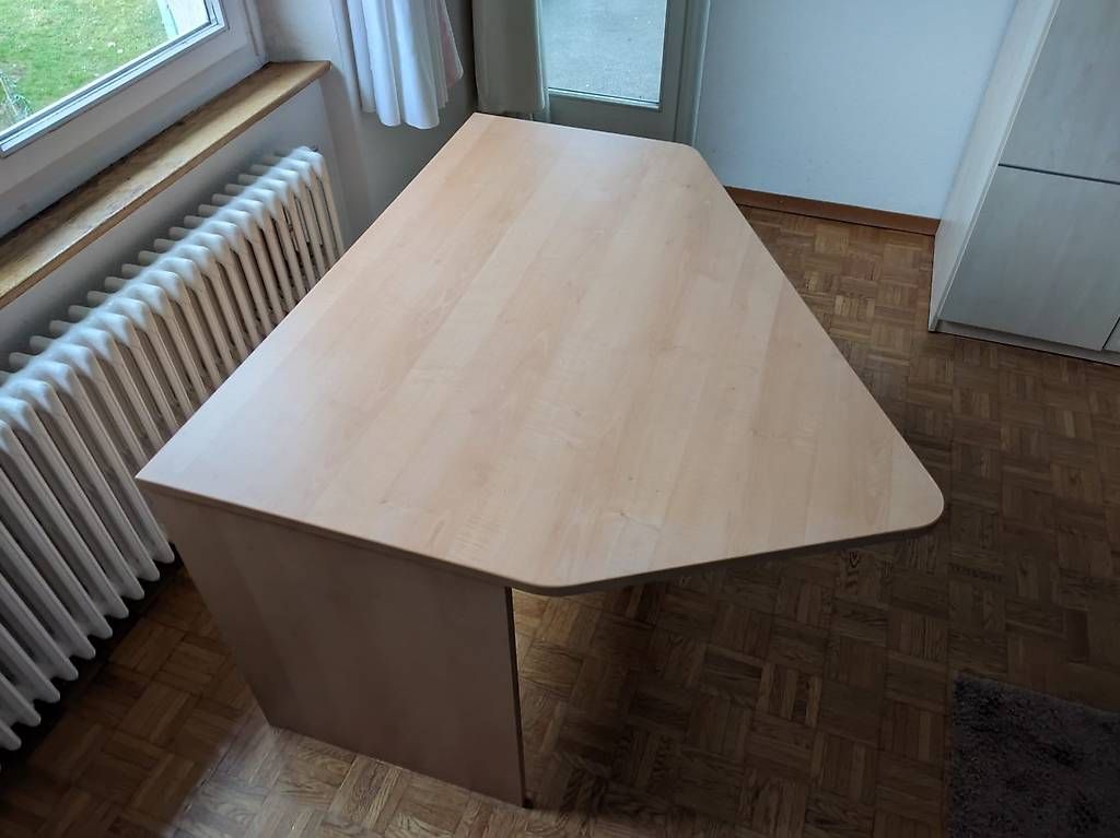 Tavoli: Ecktisch 123 x 106 cm – Usato da Seengen venduto da Spur3824