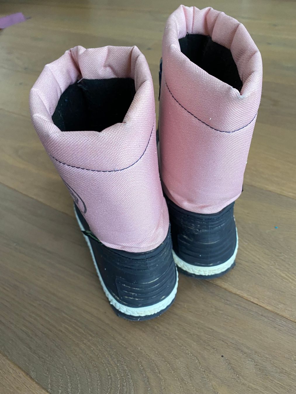 Scarpe per ragazzi: Winterstiefel Gr. 34/35 – Usato da Basadingen venduto da Susanita0 1