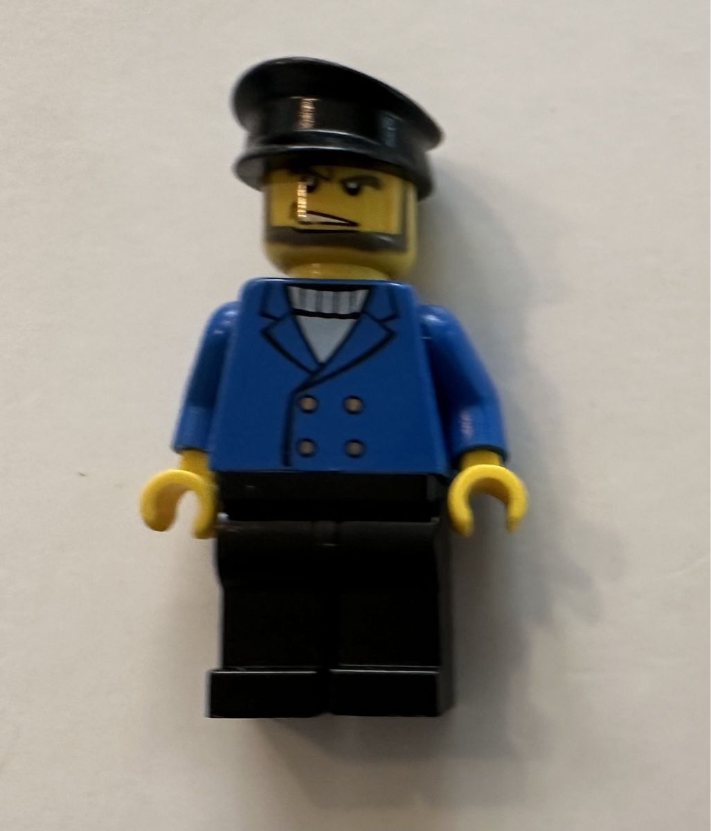 Lego Spielzeuge: 1 LEGO Figur Hovercraft Pilot blaue Jacke Nr. 19. – Gebraucht aus Rheinfelden von zim_2hqc 1