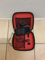 GPS TomTom avec etui et chargeur allume-cigare