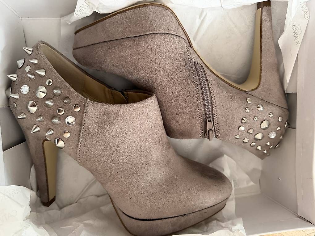 Chaussures femmes: High Heels Schuhe  – Neuf avec emballage d'origine à Amriswil par Real01 2