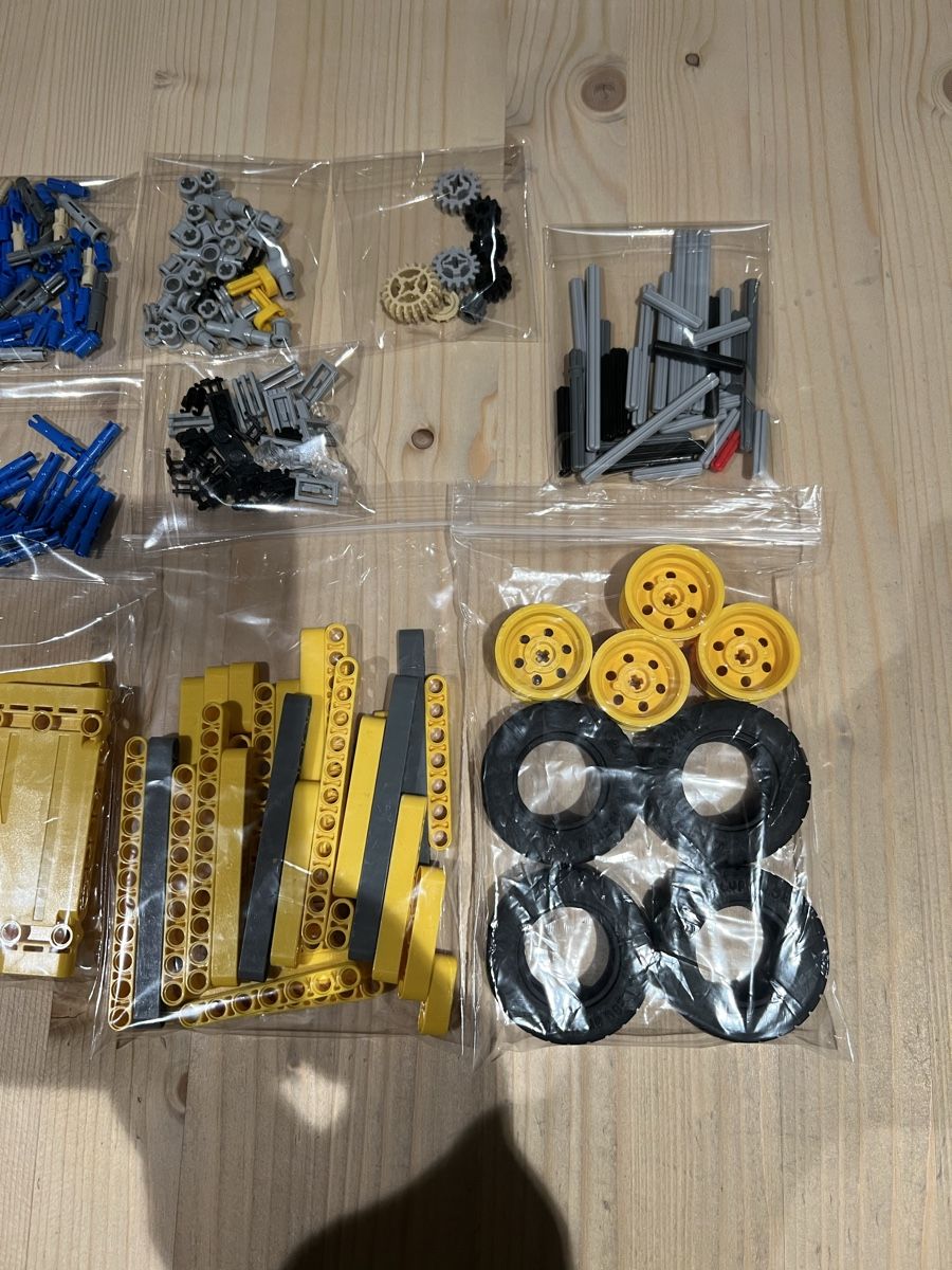 Lego Kit di costruzioni: LEGO Technic 42035 Dumper Truck – Usato da airolo venduto da unimo78 5