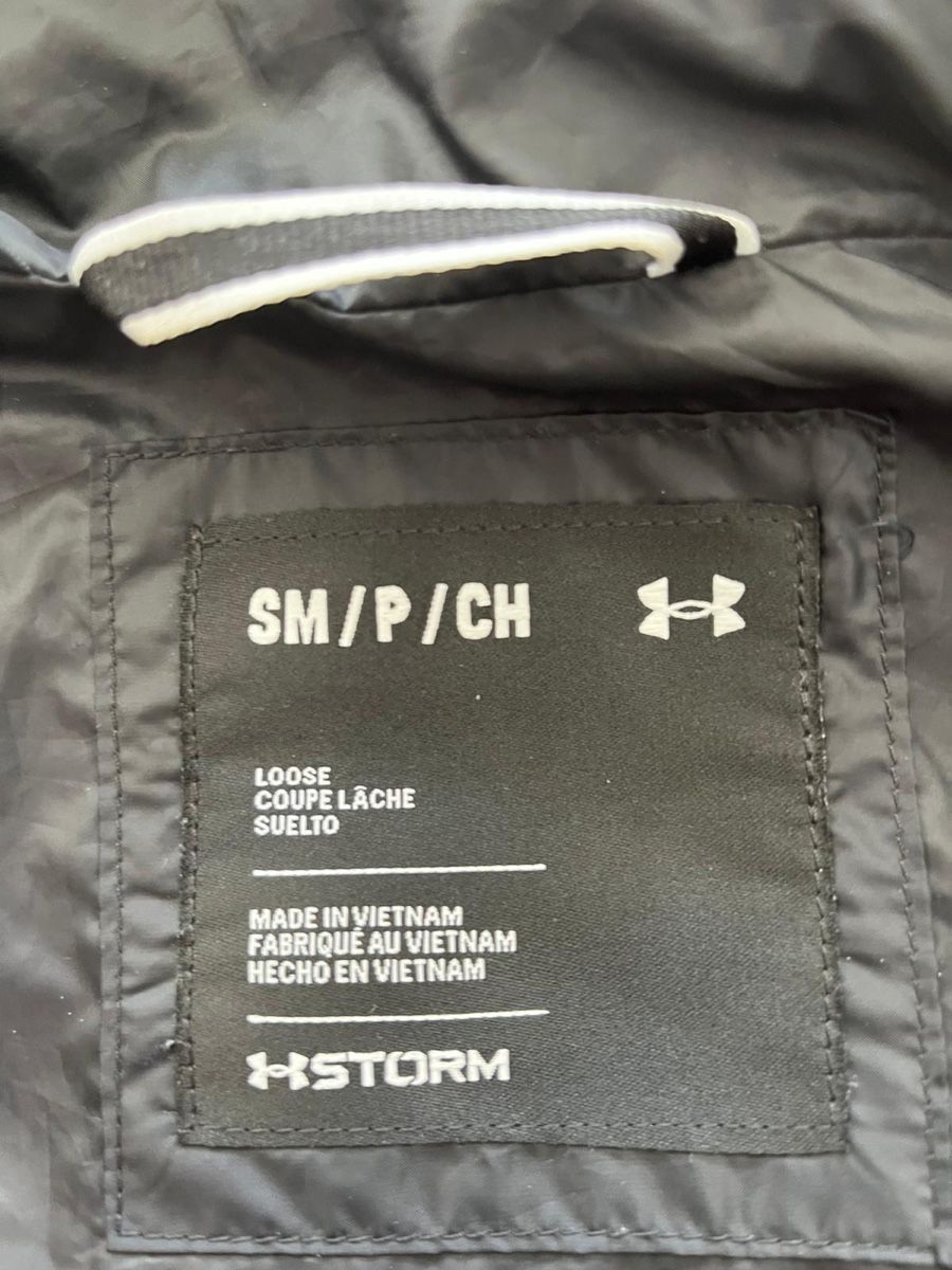 Under Armour Gilets: Under Armour Weste M – D'occasion à Pfyn par campino01 1