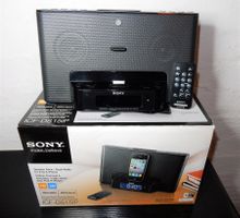 **SONY ICF-DS15iP Radiowecker iPod/iPhone Docking Station**