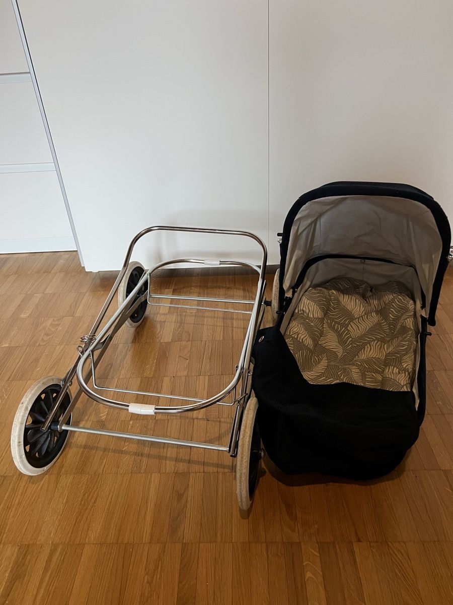 Carrozzine per bambole: Puppenwagen – Usato da zürich venduto da marc08 3