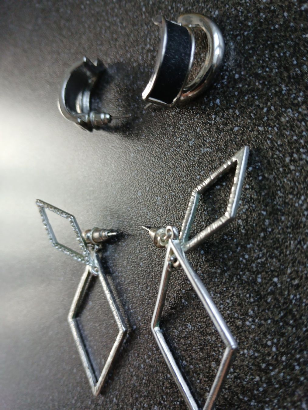 Orecchini pendenti & Orecchini a lobo: Modeschmuck: Ohrringe, 2 Paar, neuwertig – Usato da Scherz venduto da dref 2