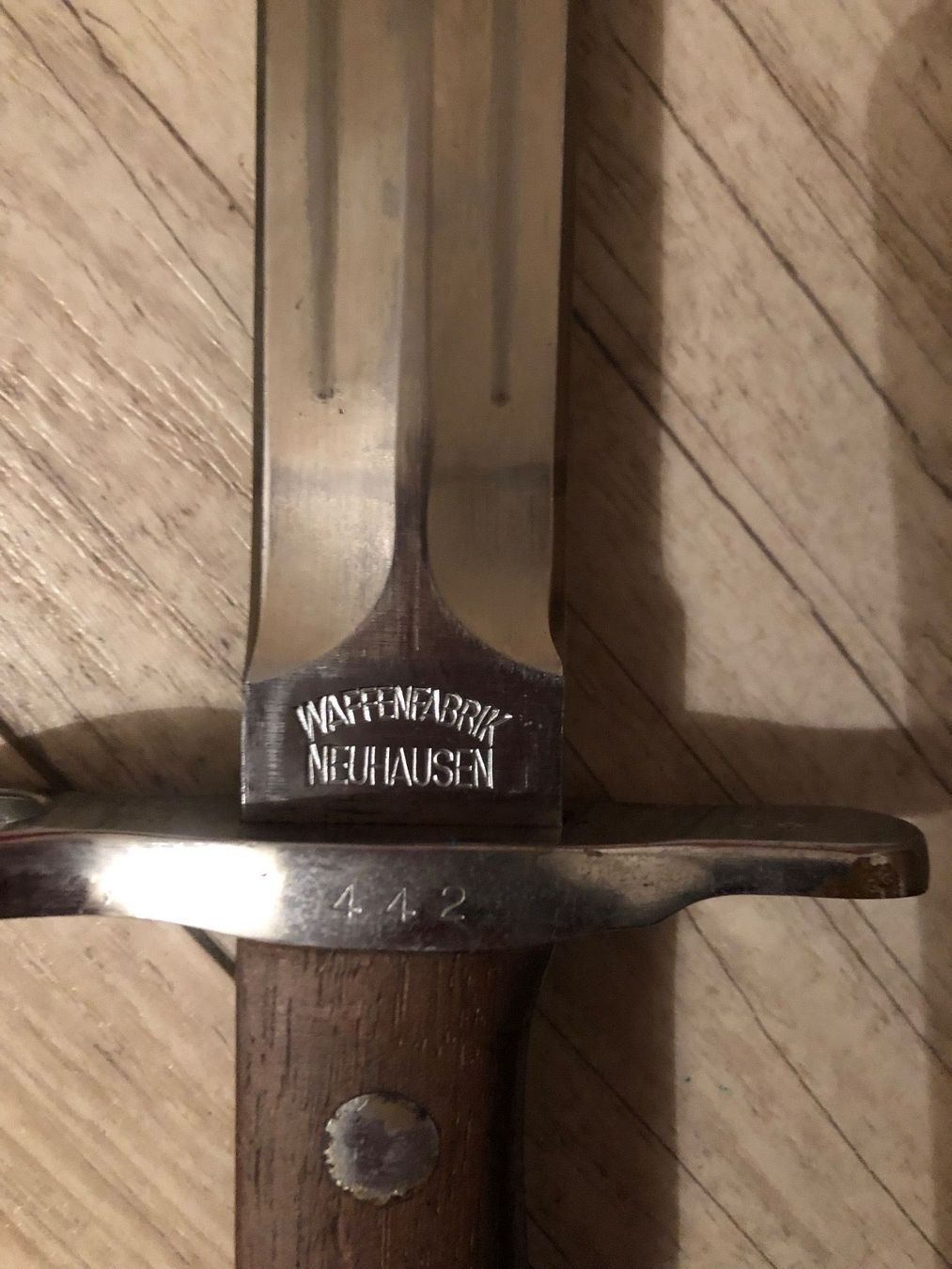 Schweizer Armee Stichwaffen: Bajonett Neuhausen, Nummer 442 – Gebraucht aus Frauenfeld von aluma14