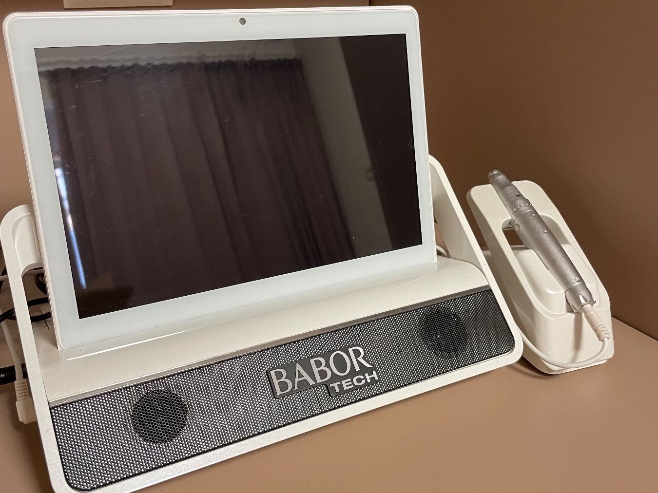 Cura del viso: BABOR TECH Micro Needling e-touch – professionelles Kosmetik – Usato da Zürich venduto da inf_n9fh