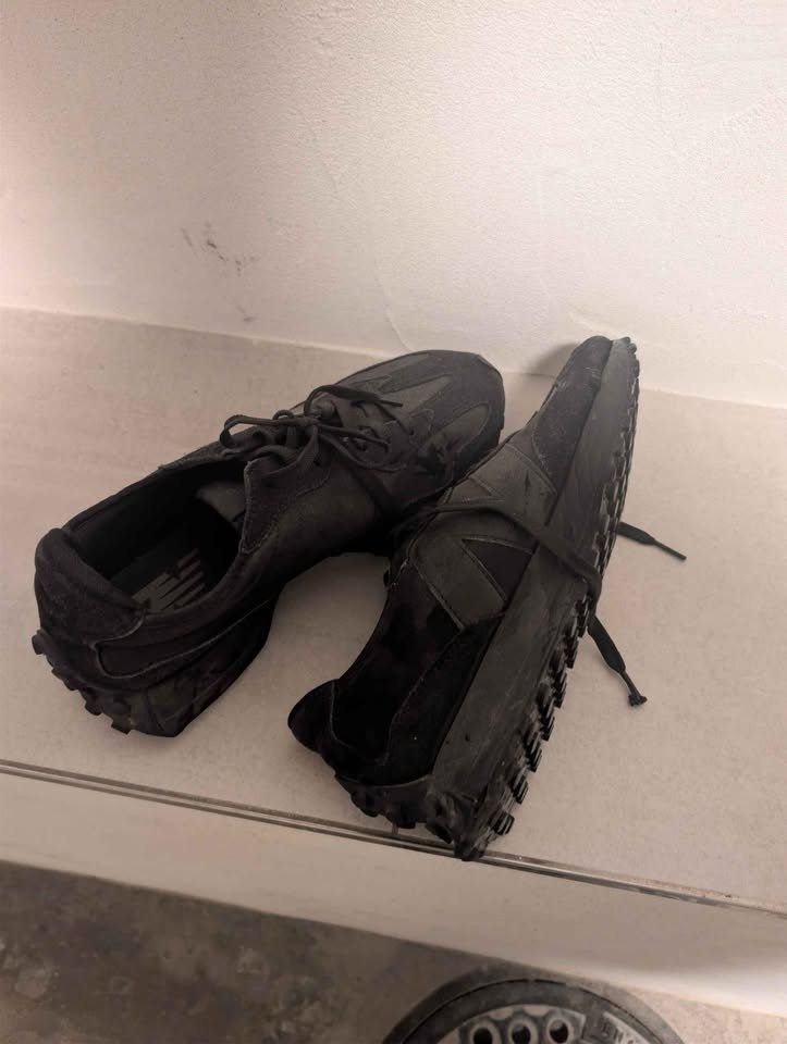New Balance Scarpe per ragazzi: new balance 327 – Usato da Lucens venduto da mal_vd9n 1