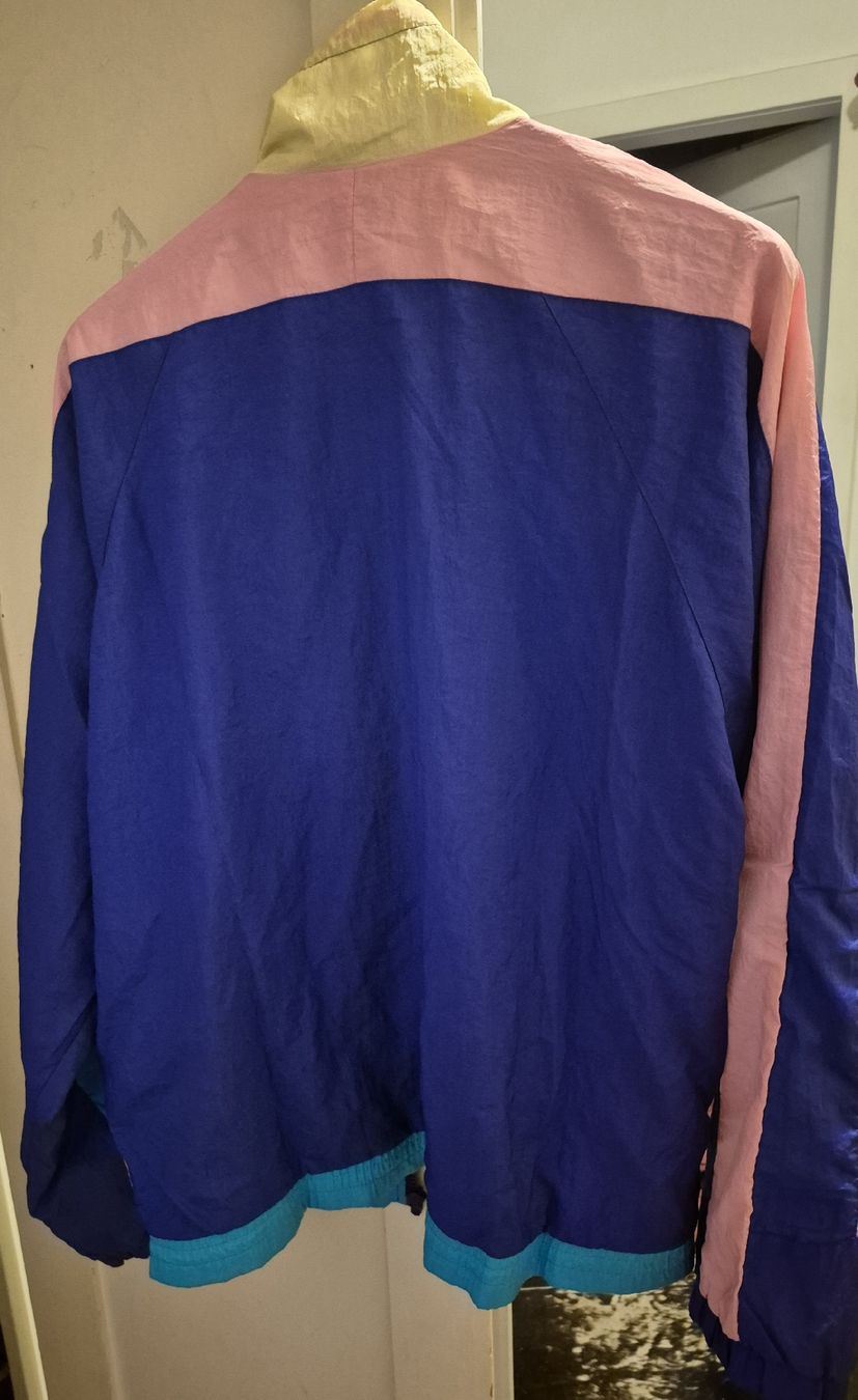 Completi: Jogging Anzug Skater farbig 48/50 – Usato da Adliswil venduto da cha_fq9f 3