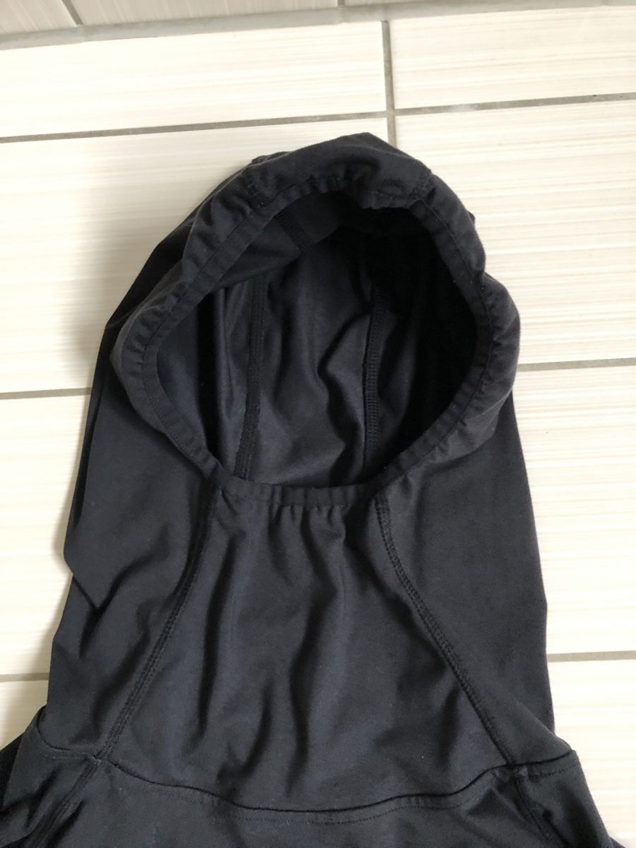 Maglioni & Felpe: ALEX Run Herren Kapuzenpullover Gr. M schwarz – Usato da Arth venduto da Vrecam51 1