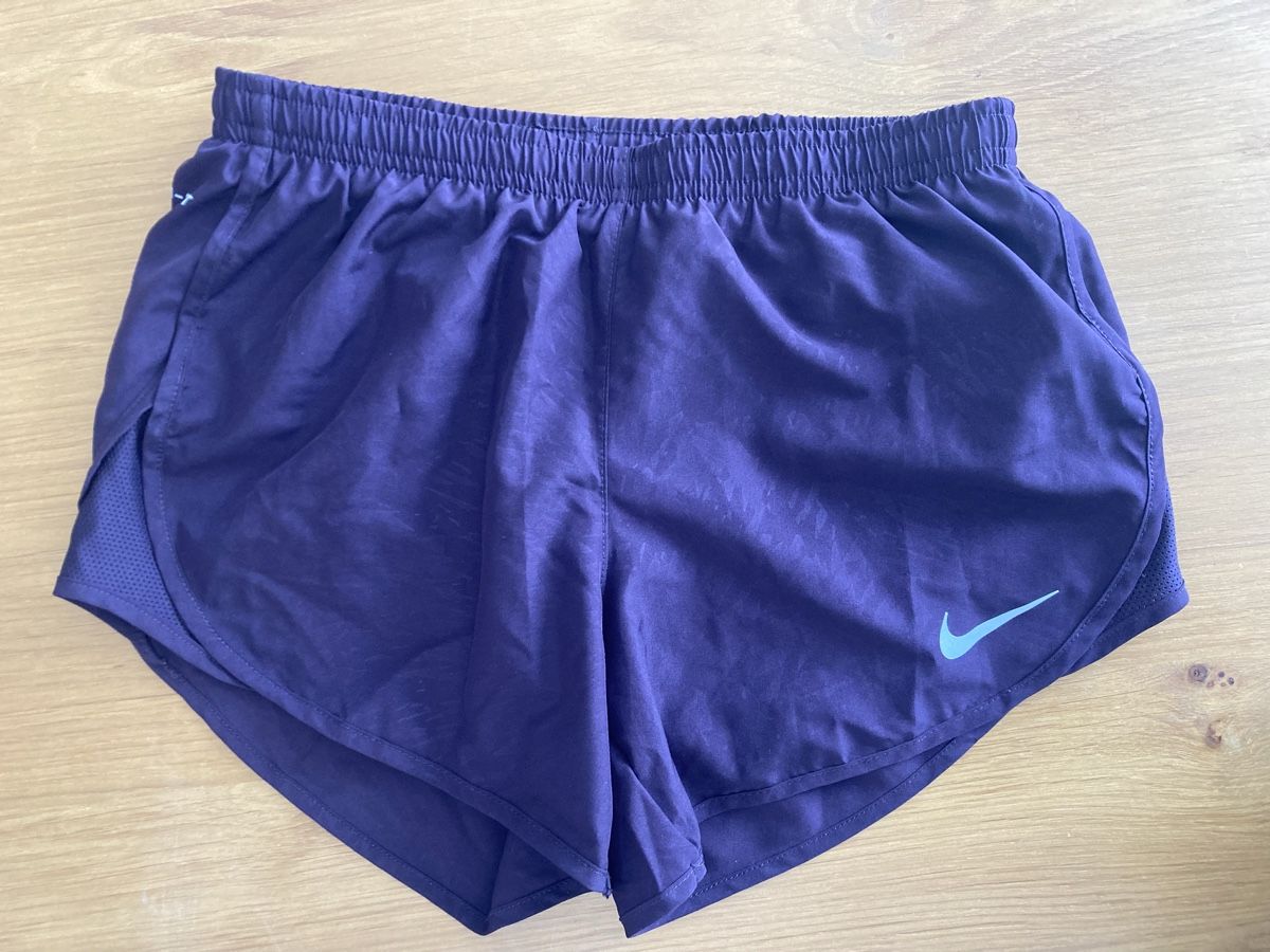Nike Hosen: Nike Sporthose – Gebraucht aus Zürich von elleon44