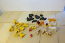 Holz Tiere und Skulpturen, in ver. Farben
