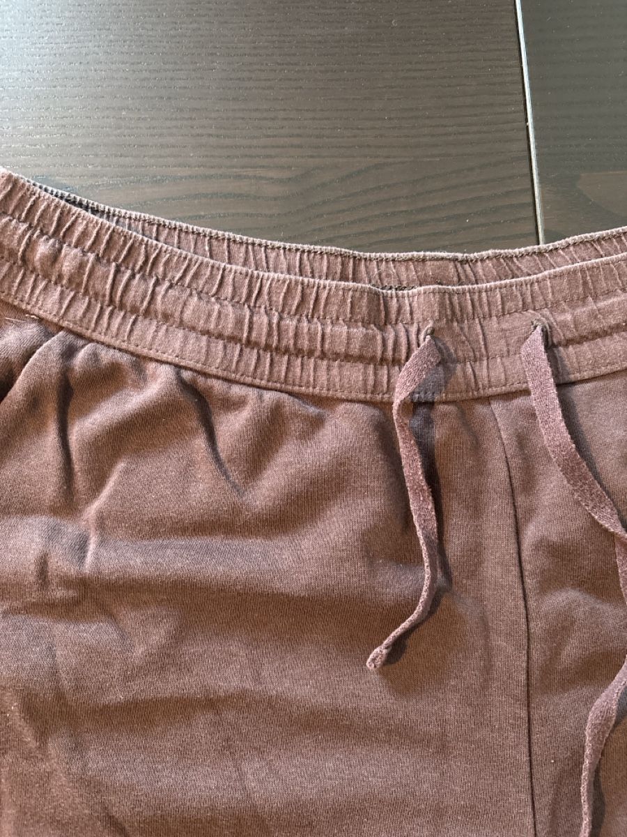 H&M Pantaloni: Shorts, braun, Grösse M, stark gebraucht – Difettoso da Adliswil venduto da ninotschka7 4