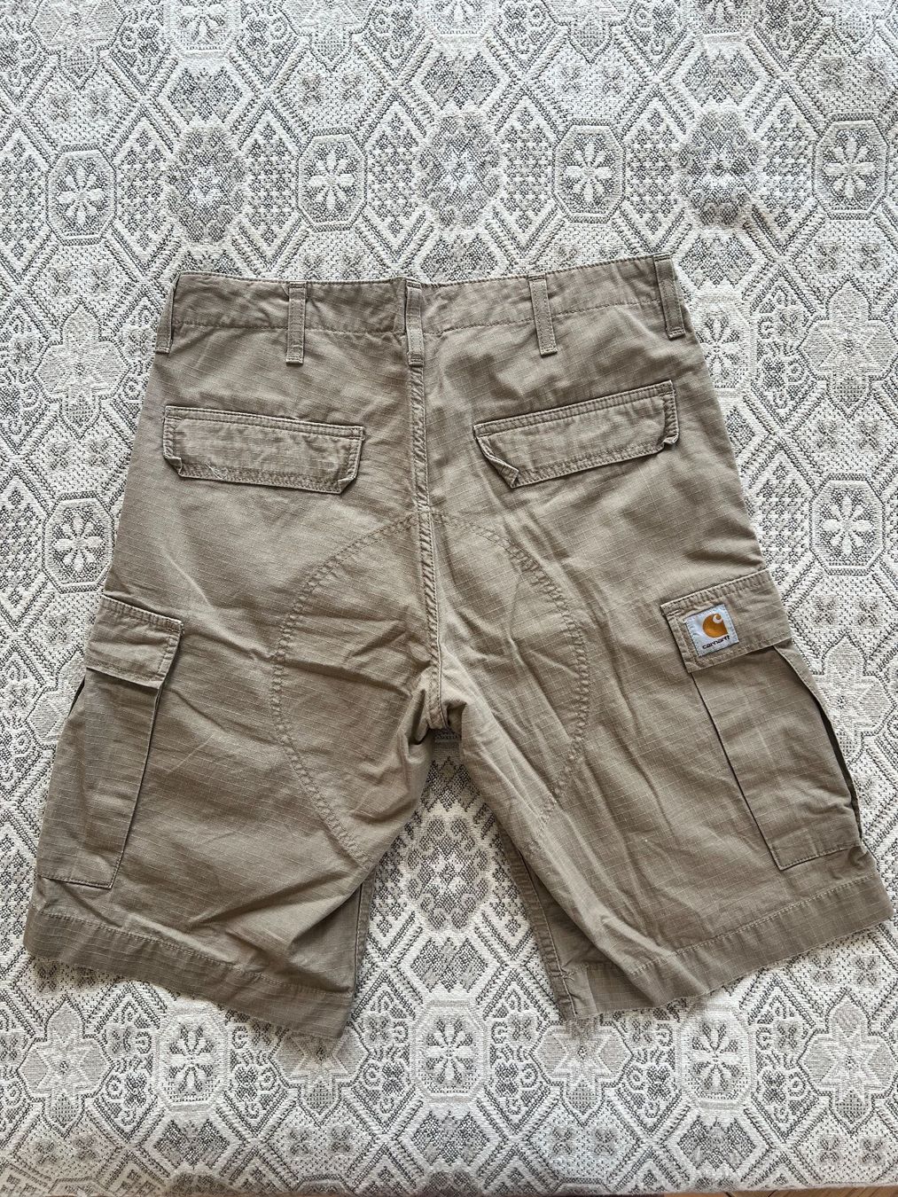 Carhartt Pantaloni: Short Carhartt WIP 30 – Usato da Uster venduto da bri_h59l 1