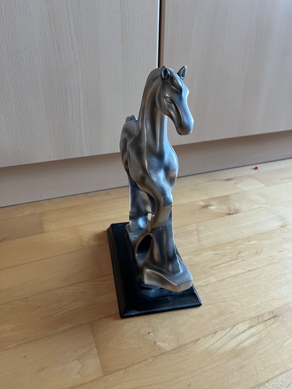 Sculture & Statue: Pferde Skulptur auf Sockel – Usato da Bottenwil venduto da tob_f5yd 1