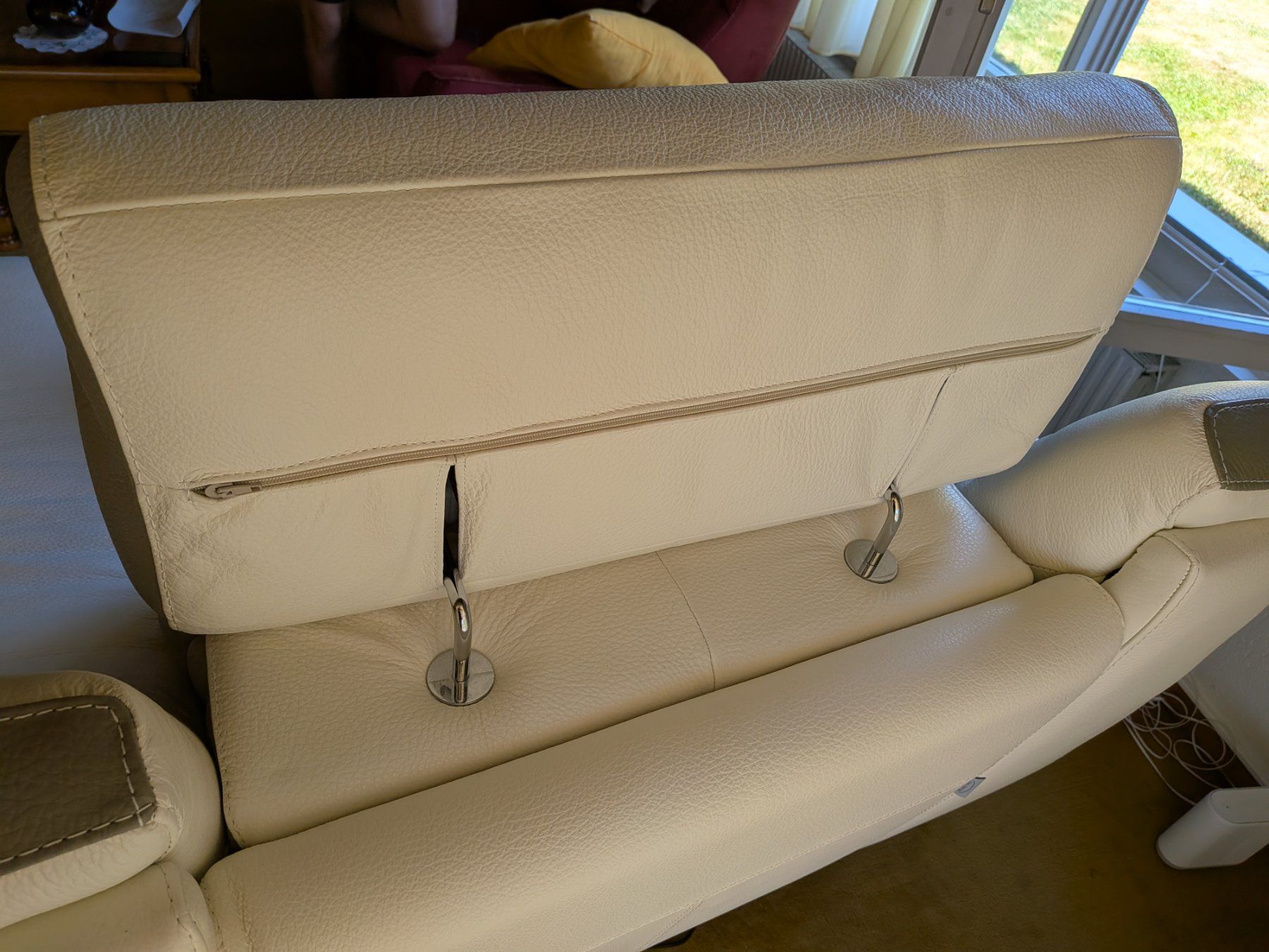 Poltrone: Fauteuil relax électrique en cuir véritable – Usato da Chapelle-sur-Moudon venduto da Stevetornay 1