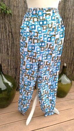 Pantalon motifs bleus, taille L (élastique), poches 2x, NEUF