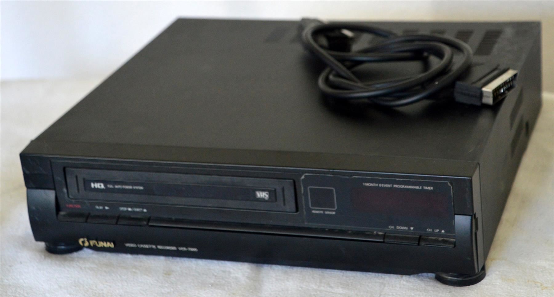 Registratori: Videorecorder / magnétoscope  VHS Funai VCR-7000 – Usato da Collonges venduto da arashee 1